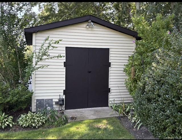 370 Avenue A Property Photo 38