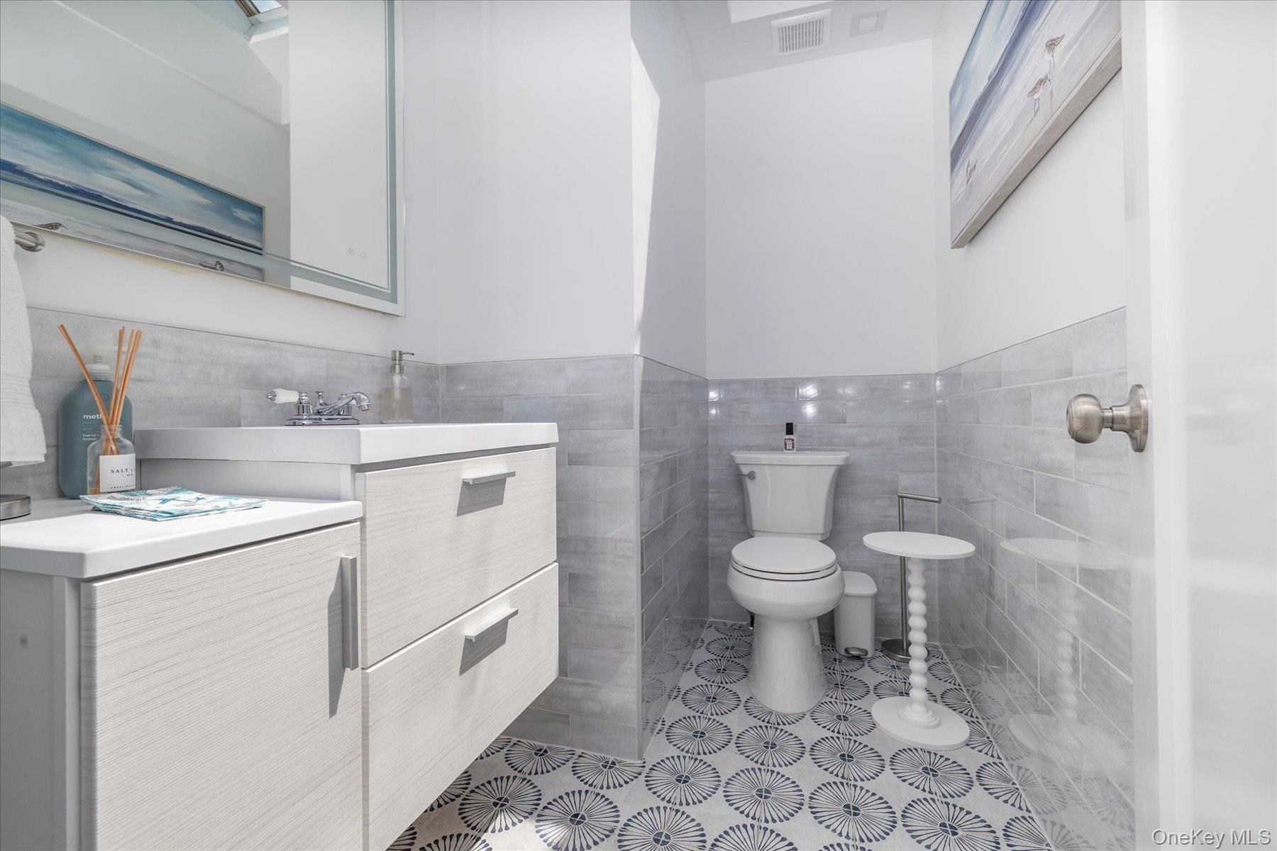 78 Oswego Avenue Property Photo 18