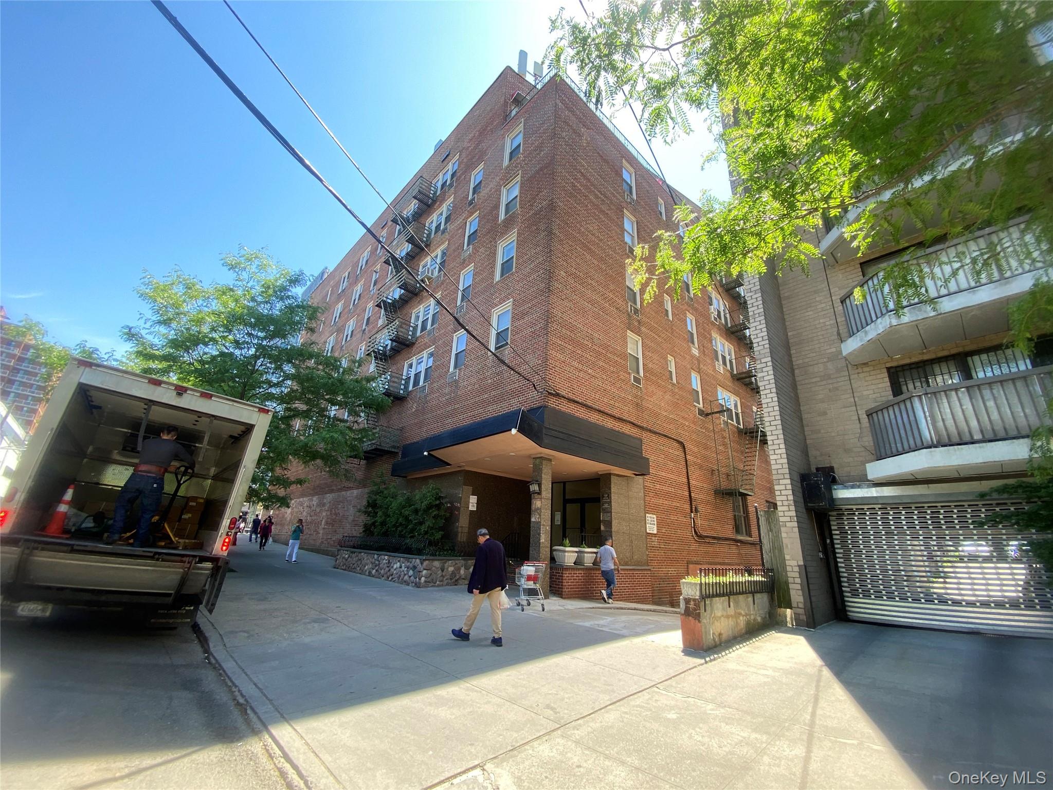 134-54 Maple Avenue 5K Property Photo 1
