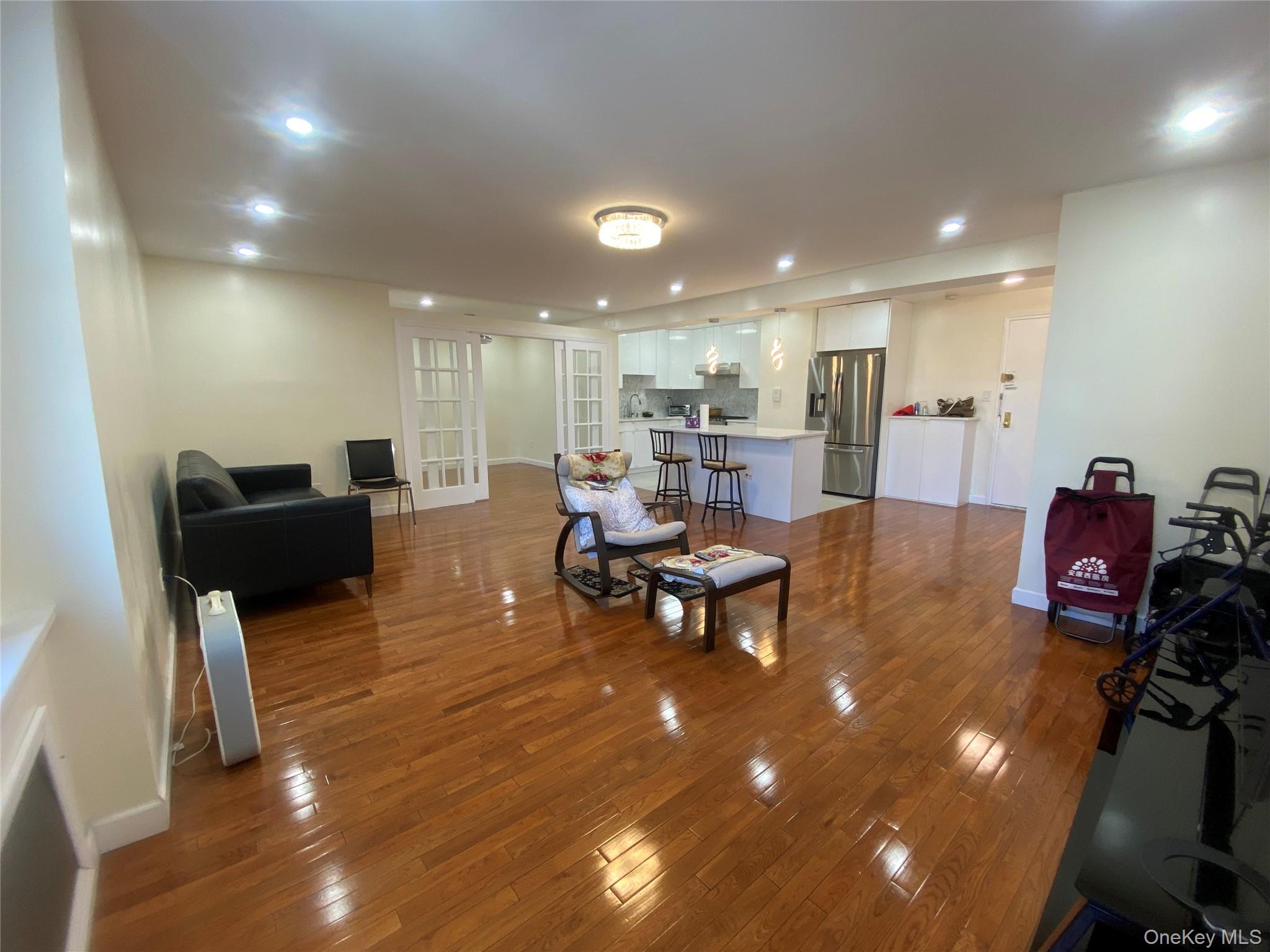 134-54 Maple Avenue 5k Property Photo 11