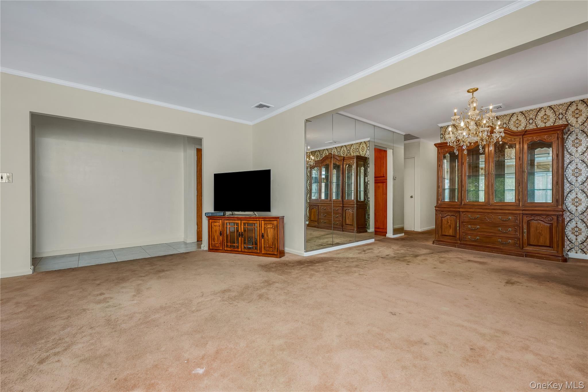 7326 171st Street Property Photo 8