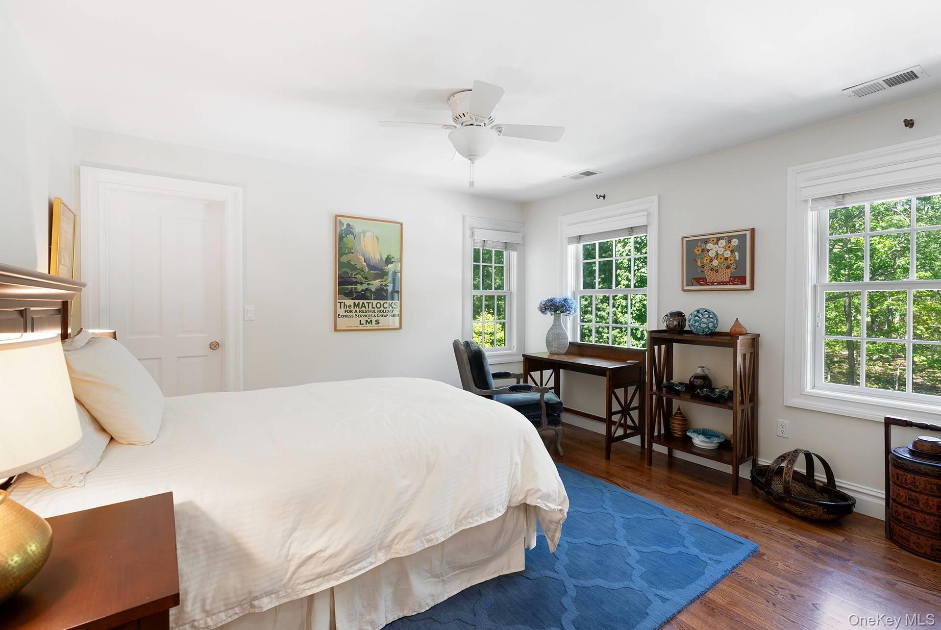 6 Woodruff Lane Property Photo 24