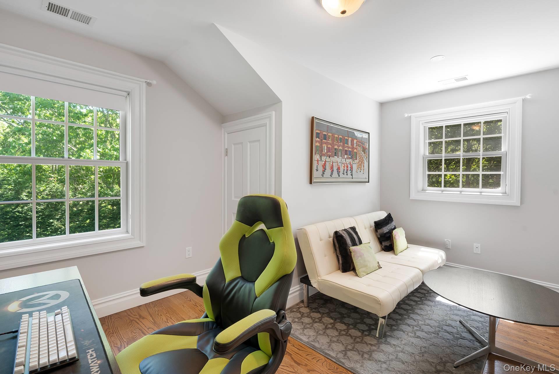 6 Woodruff Lane Property Photo 31