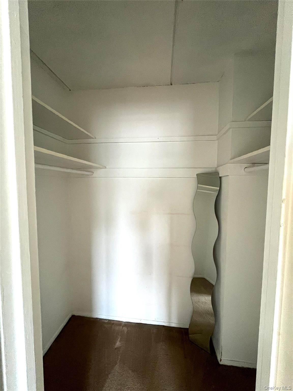 35 Park Avenue 5s Property Photo 10