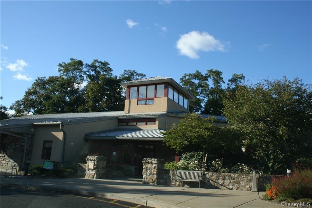 35 Park Avenue 5s Property Photo 15