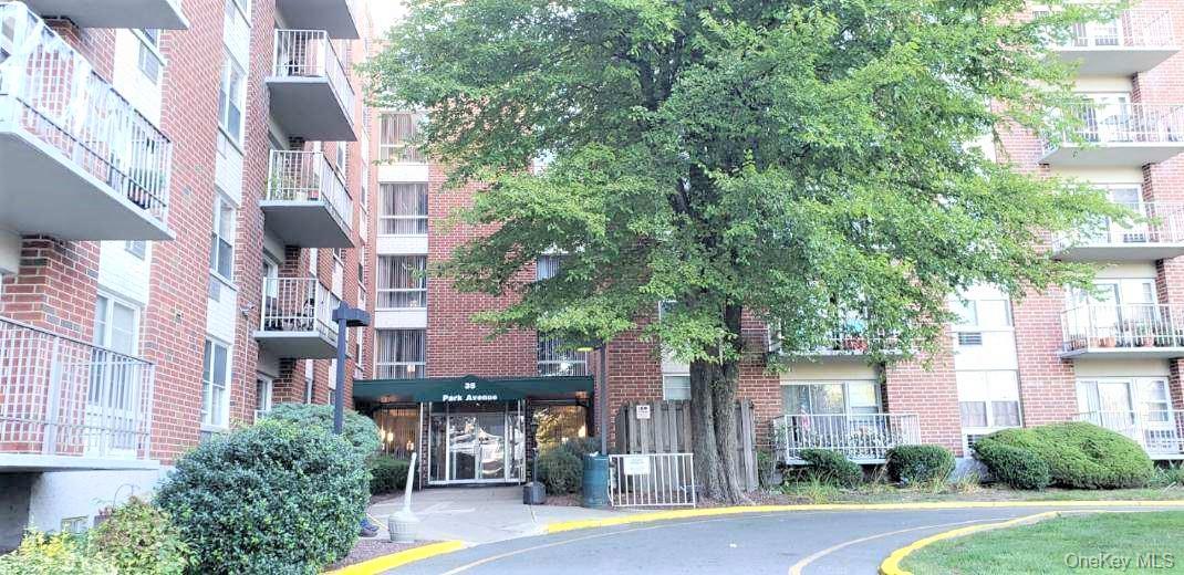 35 Park Avenue 5s Property Photo 21