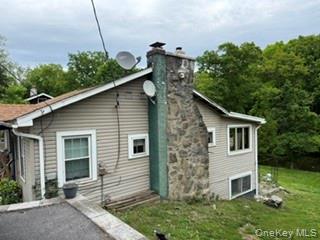 16 Willowbrook Heights Property Photo 3