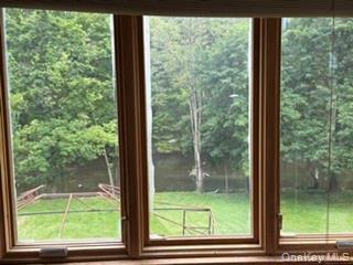 16 Willowbrook Heights Property Photo 12