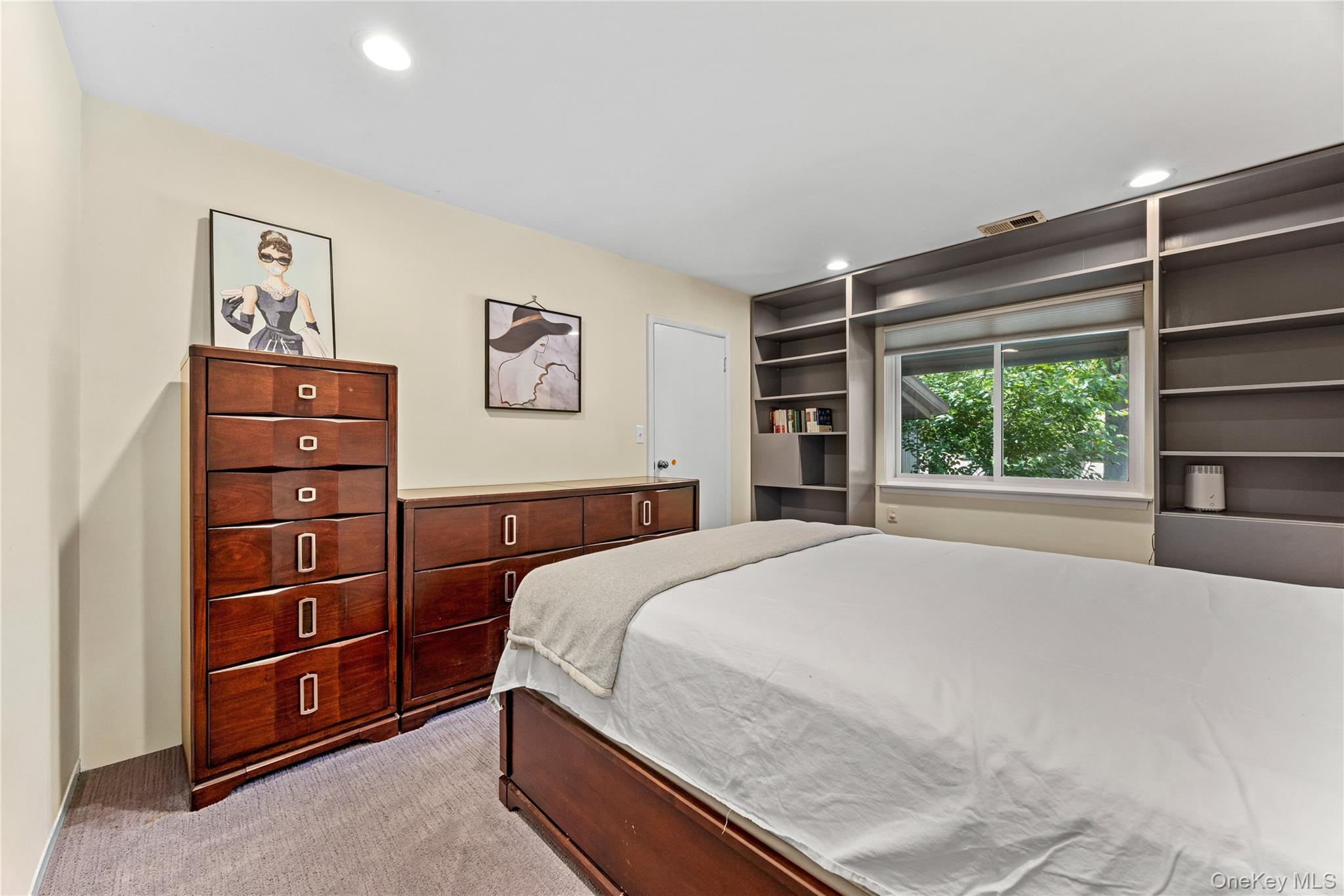 246 Hamlet Drive Property Photo 17