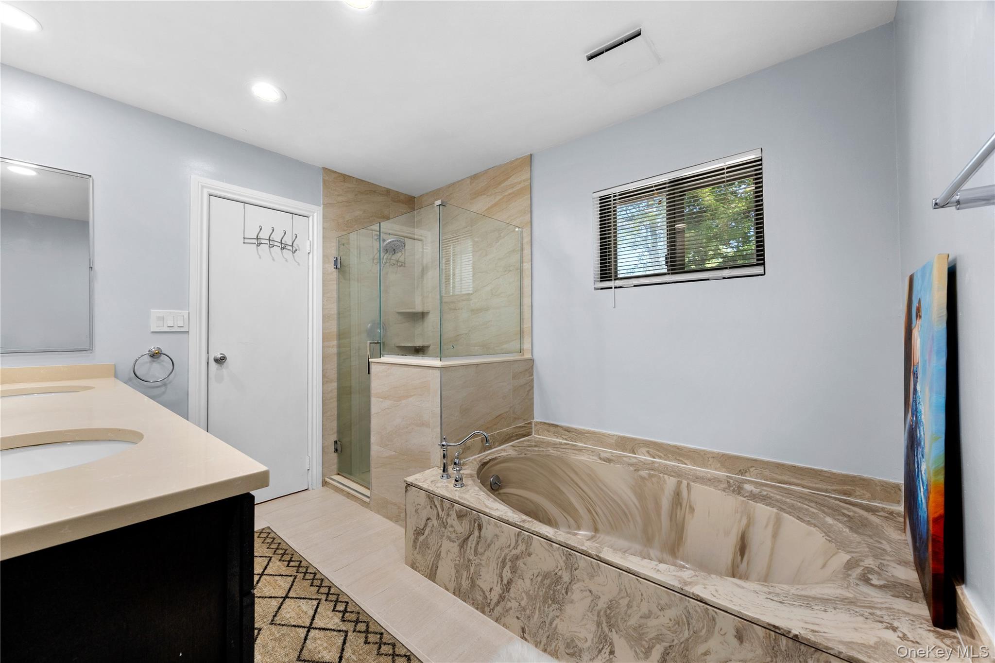 246 Hamlet Drive Property Photo 18