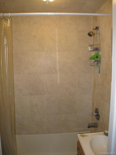 7101 35th Avenue Property Photo 4