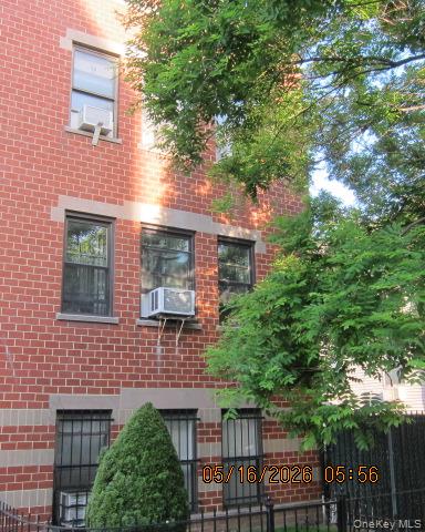 49 Lott Street 3f Property Photo 3