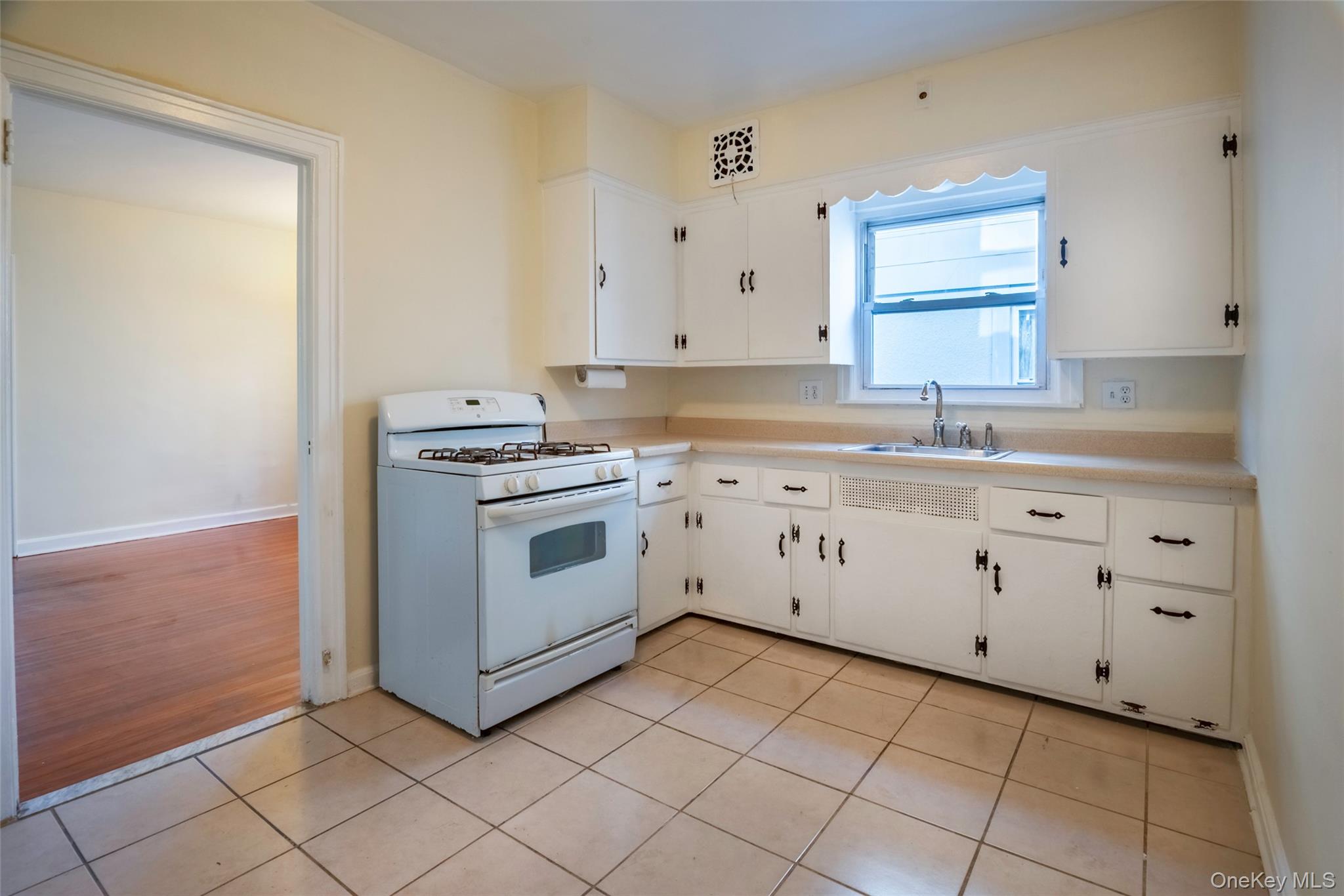 5812 32nd Avenue Property Photo 14