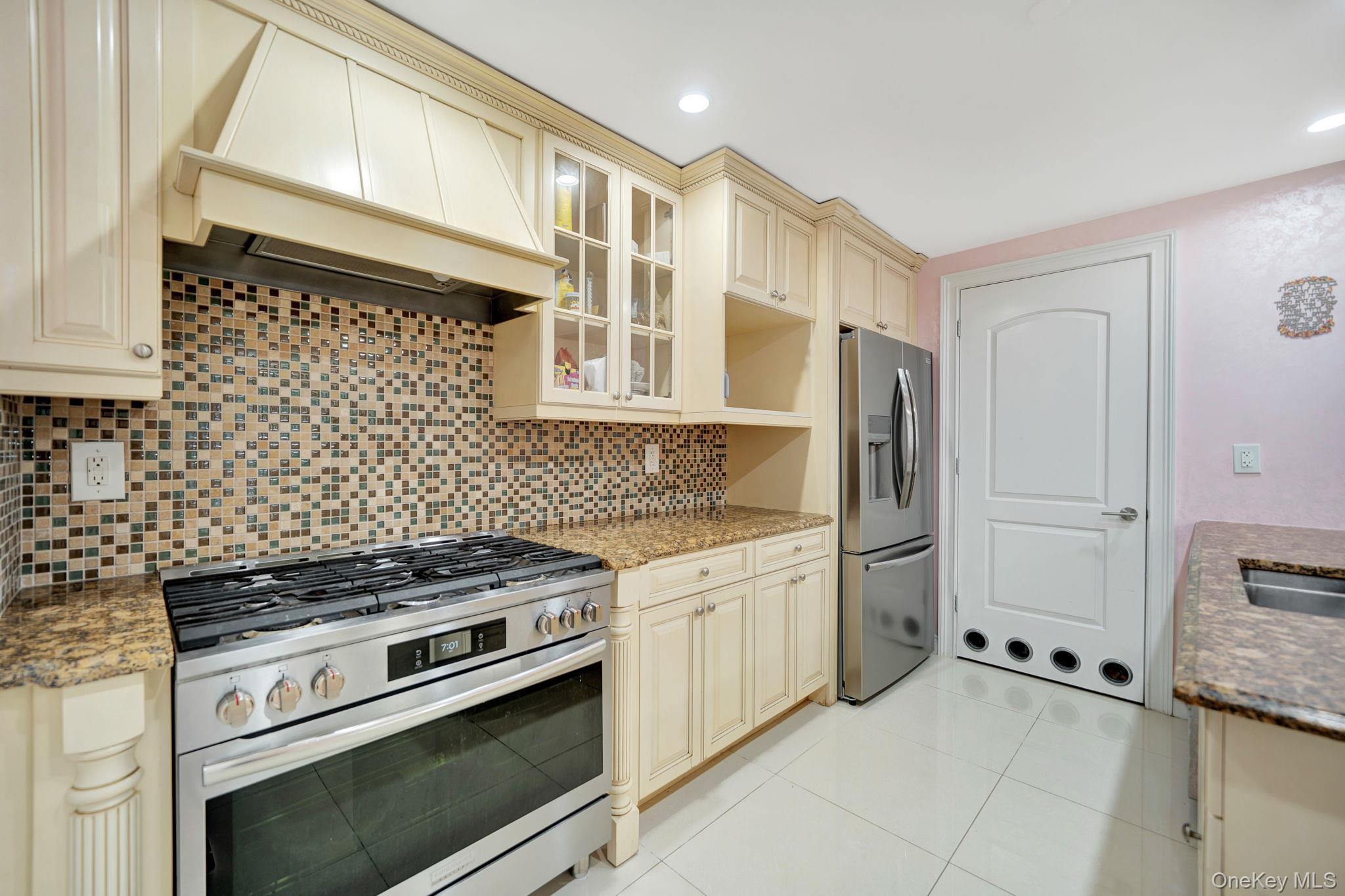 63-36 99th Street 3k Property Photo 15