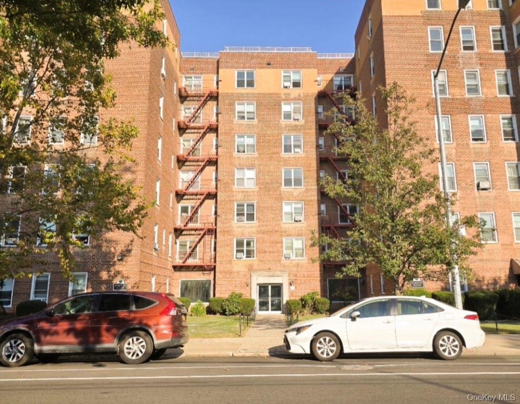 30-11 Parsons Boulevard 4O Property Photo 1