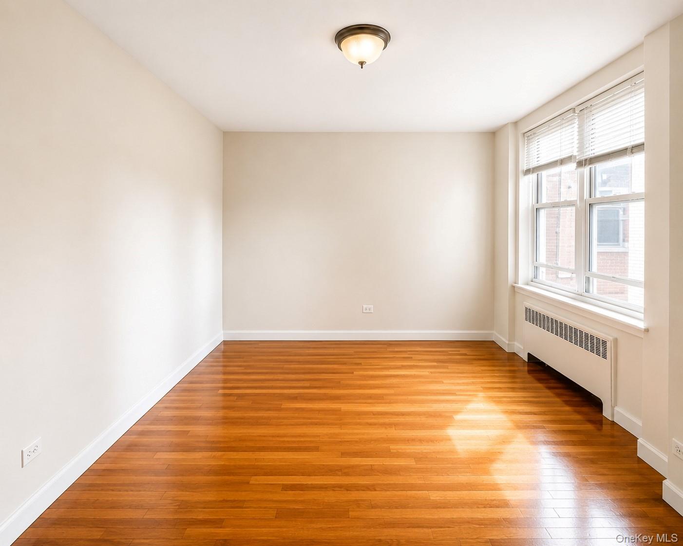 30-11 Parsons Boulevard 4o Property Photo 8
