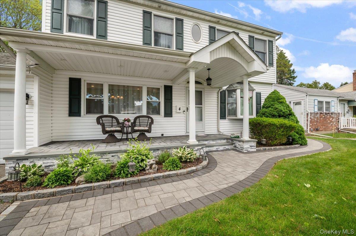 4 Westbury Avenue Property Photo 2