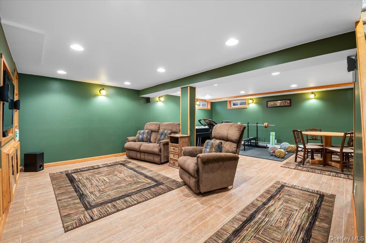 4 Westbury Avenue Property Photo 27