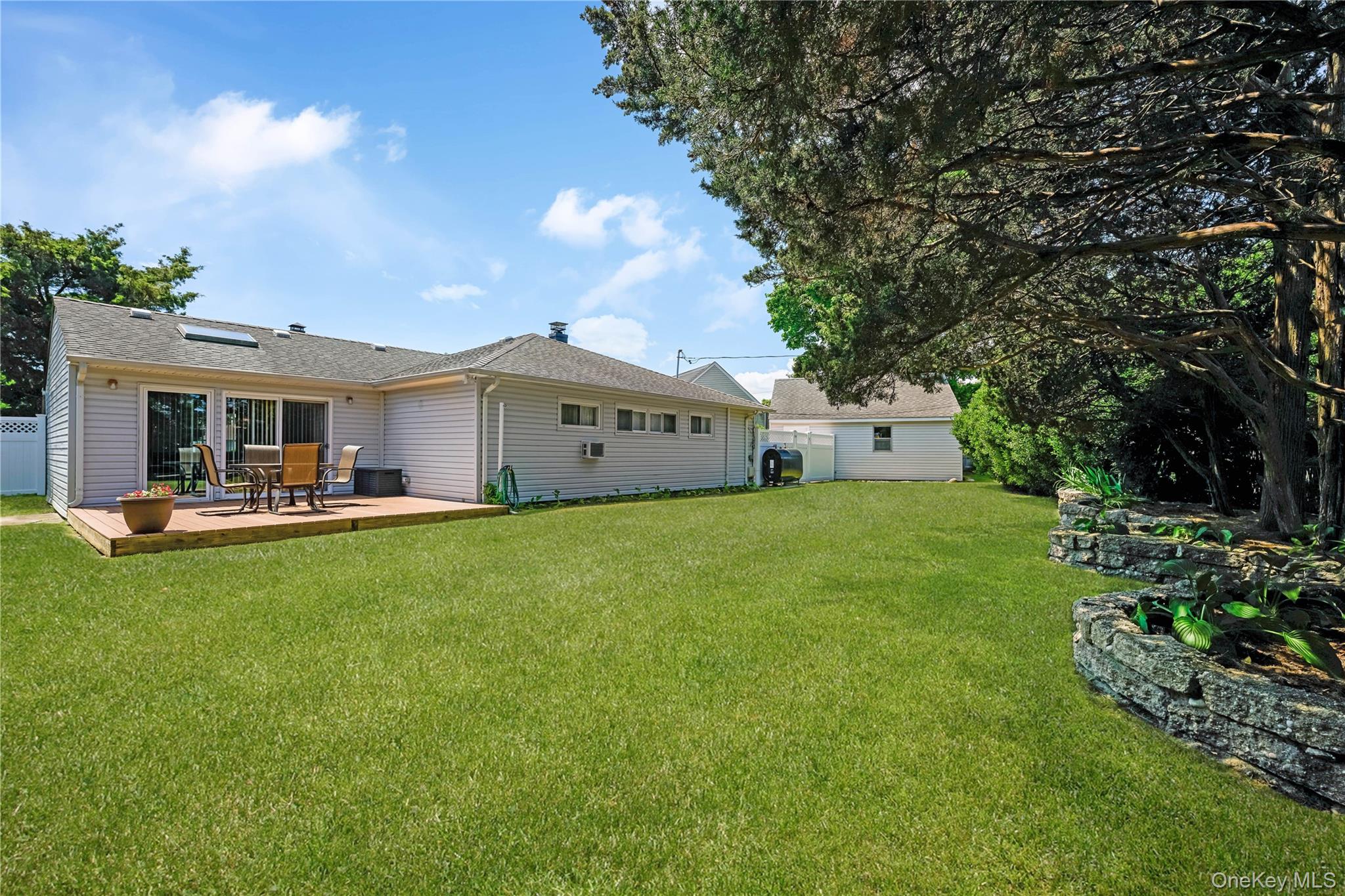 2316 Poe Court Property Photo 5