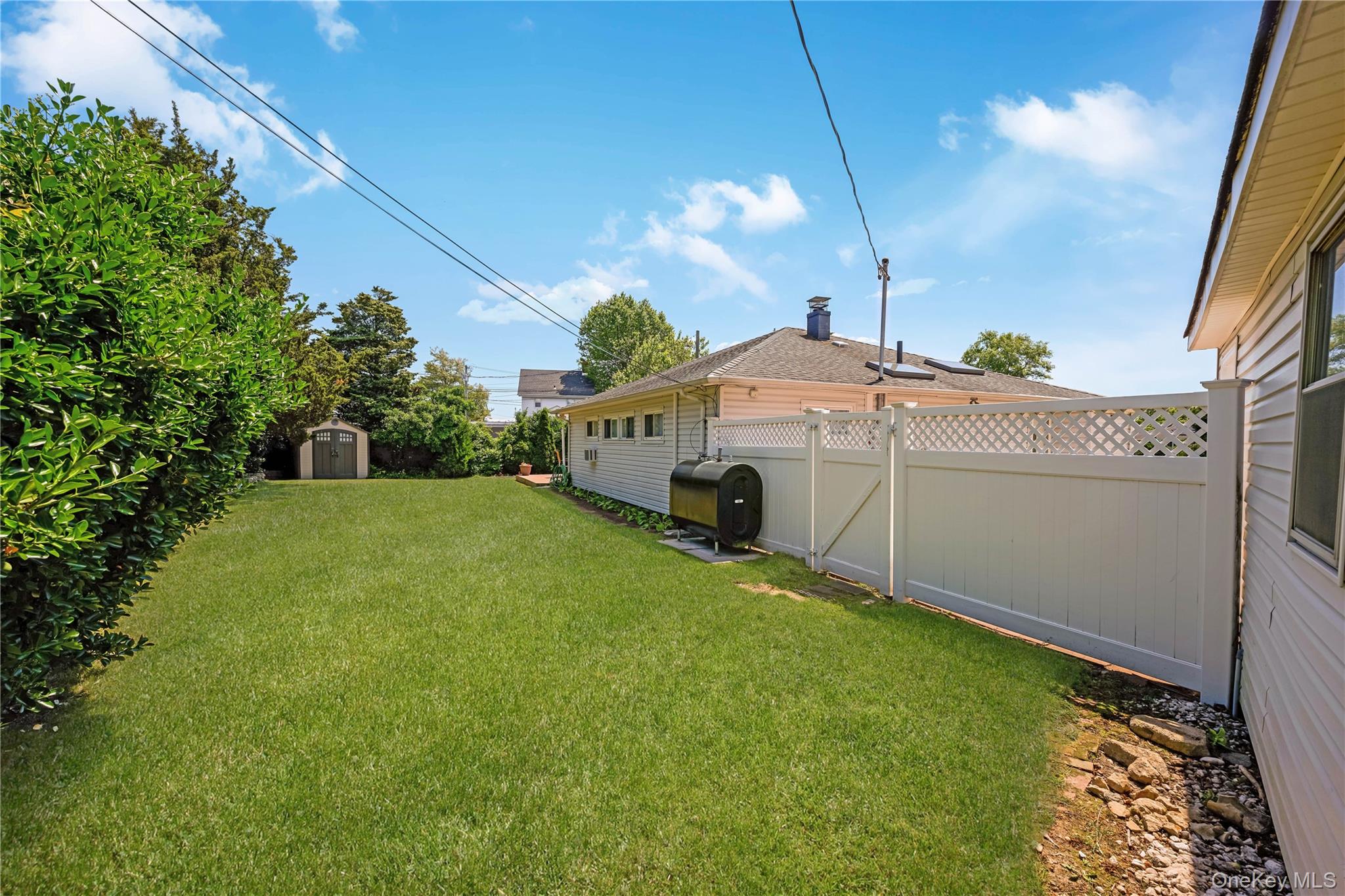 2316 Poe Court Property Photo 9