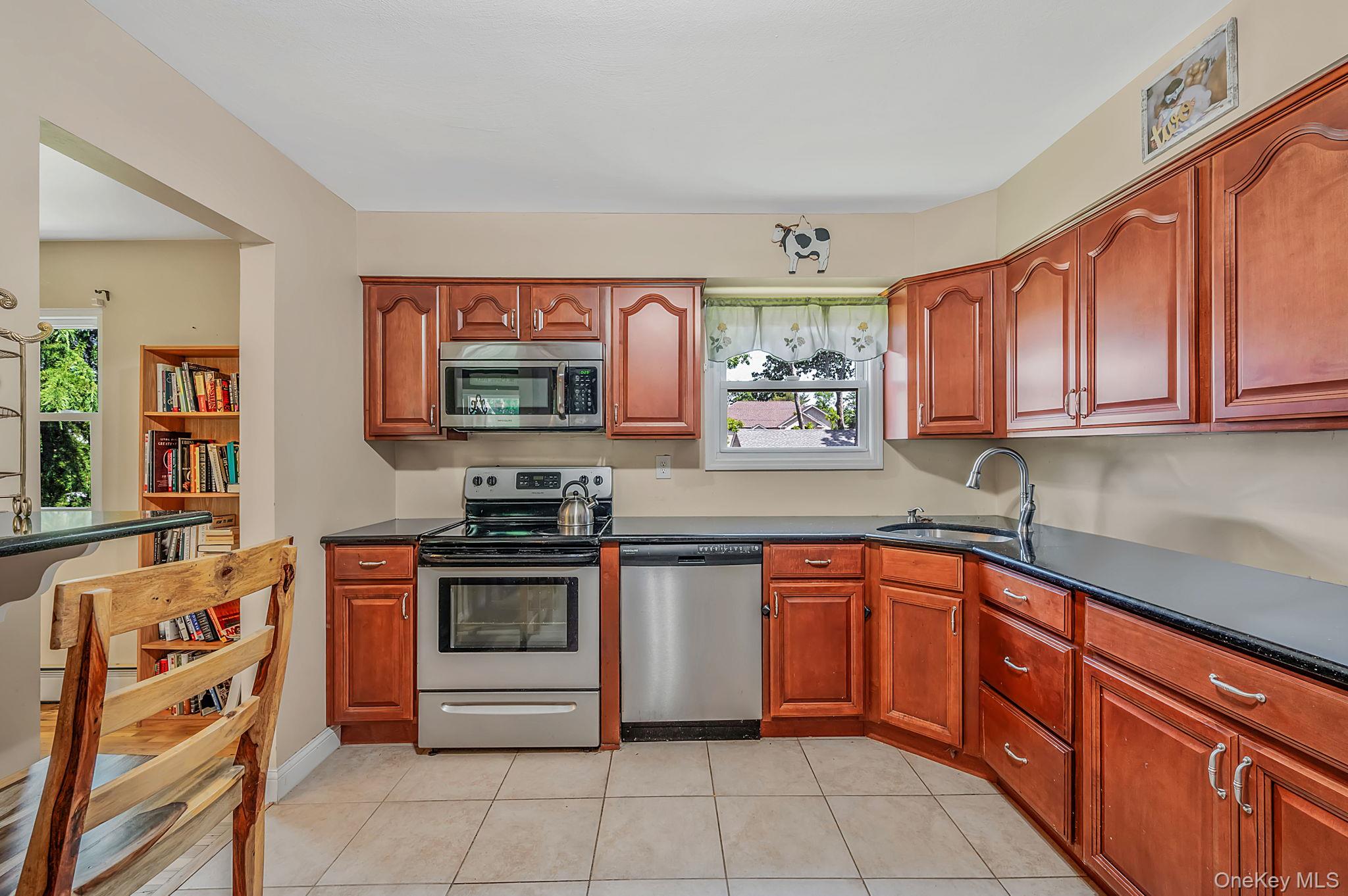 377 Montgomery Avenue Property Photo 9