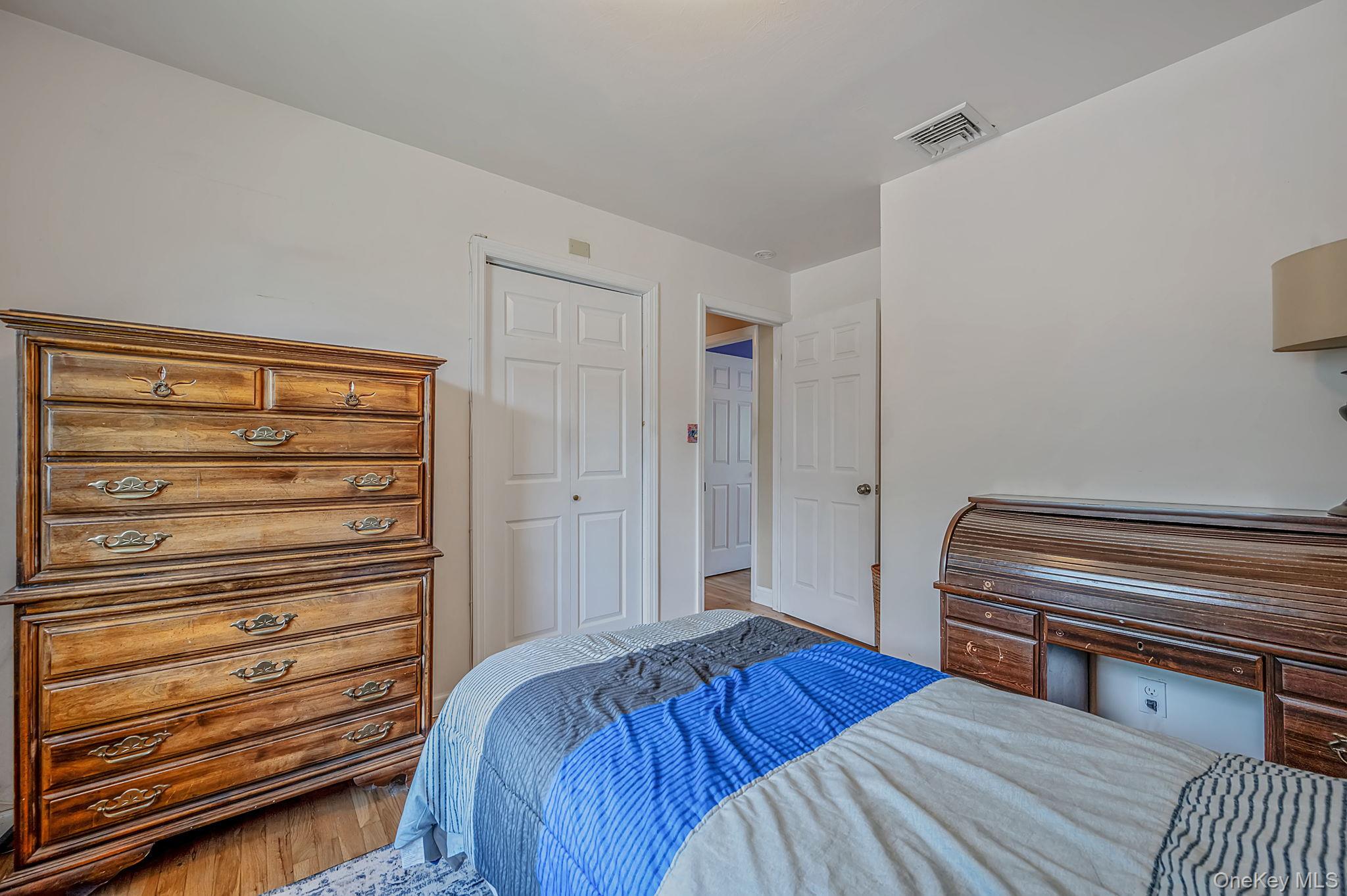 377 Montgomery Avenue Property Photo 20