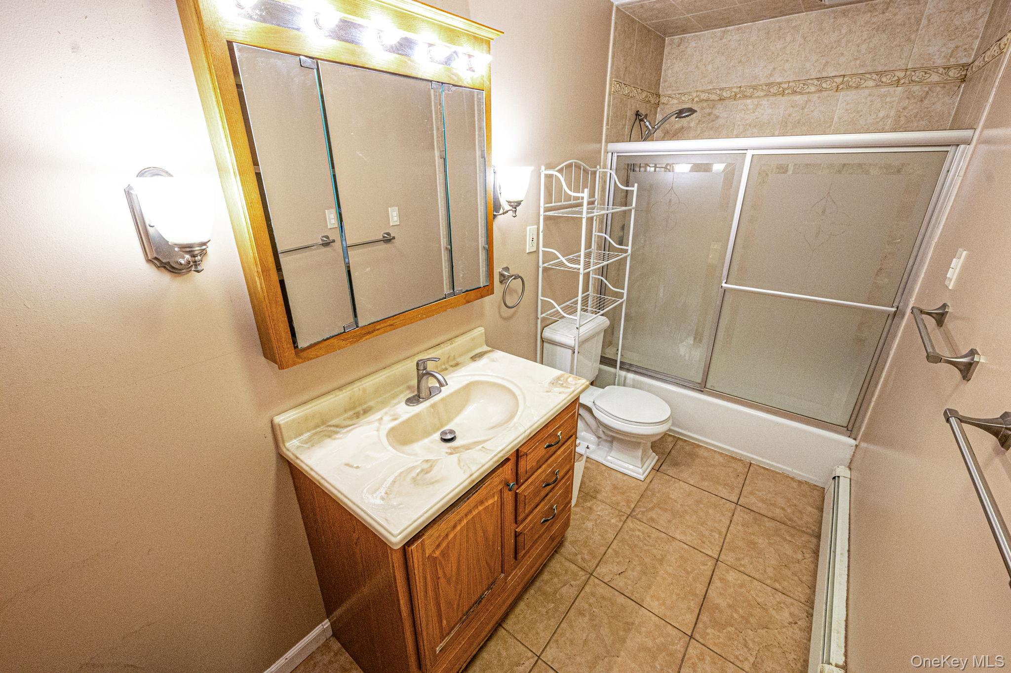 377 Montgomery Avenue Property Photo 25