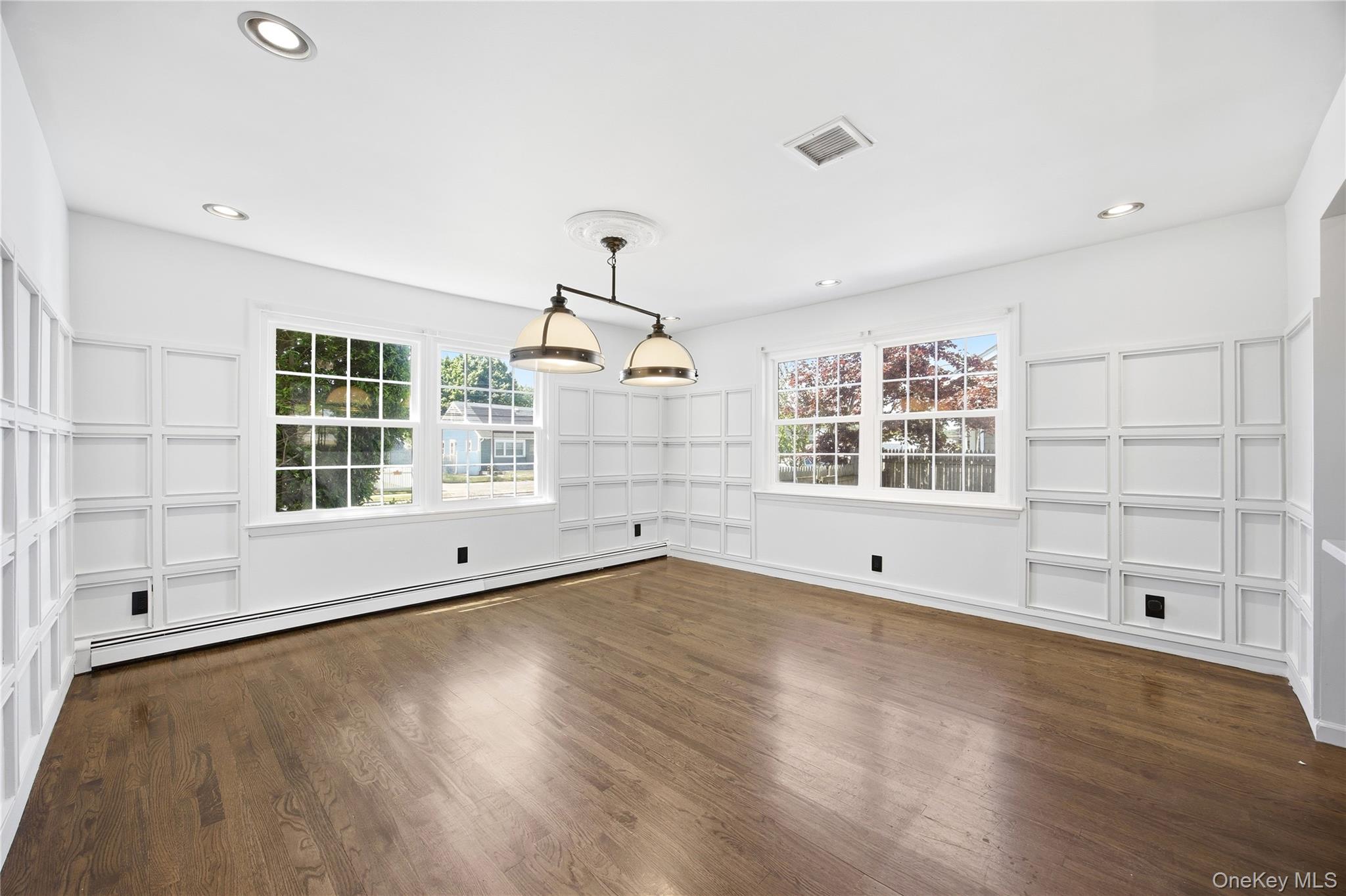 25 Parkdale Drive Property Photo 4