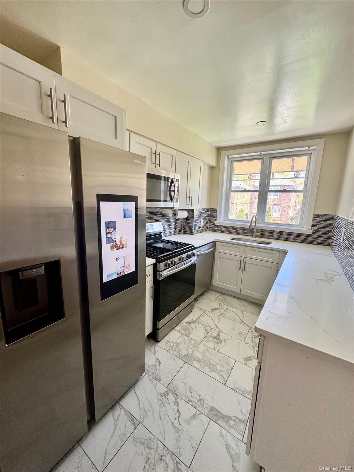 4218 Bruner Avenue Property Photo 1