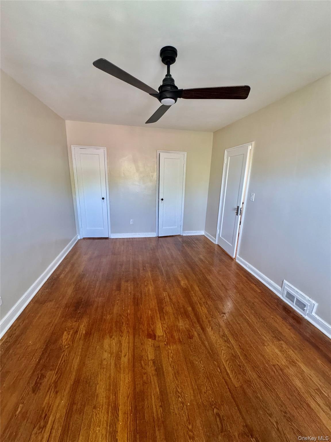 4218 Bruner Avenue Property Photo 5