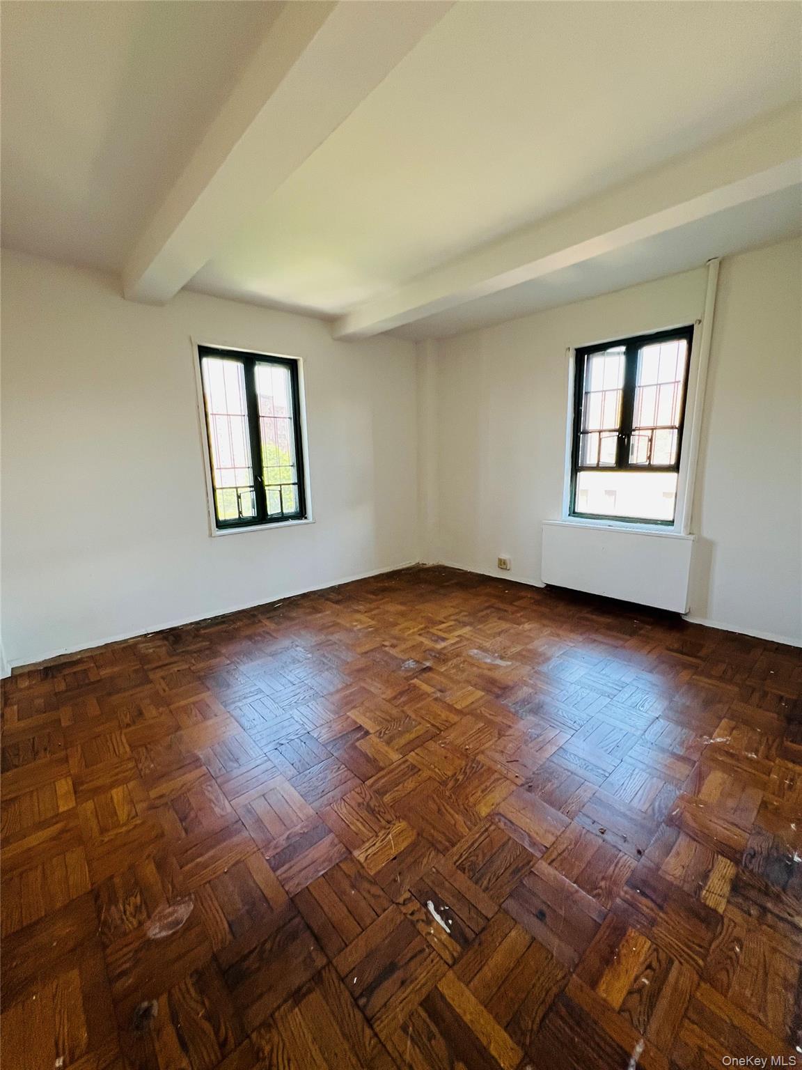 44 Metropolitan Oval 7c Property Photo 6