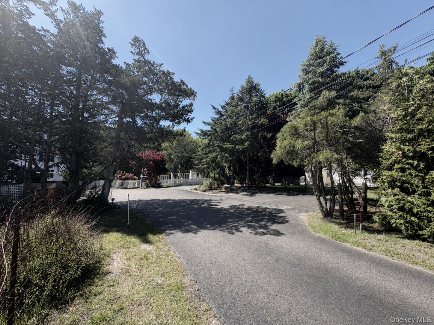 533, 531, 529 Montauk Highway Property Photo 1