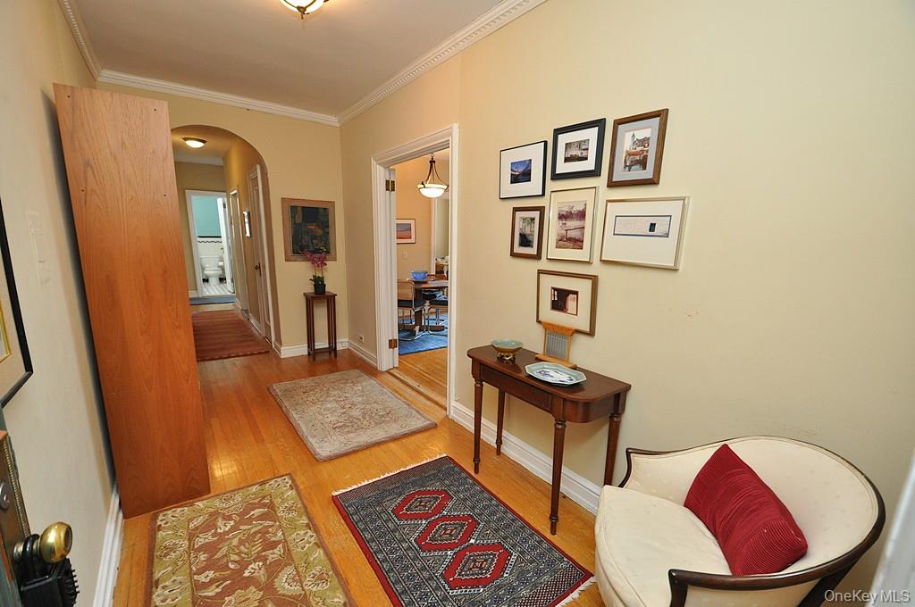 143 Garth Road 5J Property Photo 1