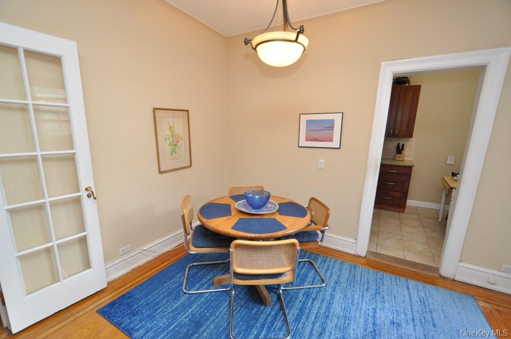 143 Garth Road 5j Property Photo 4