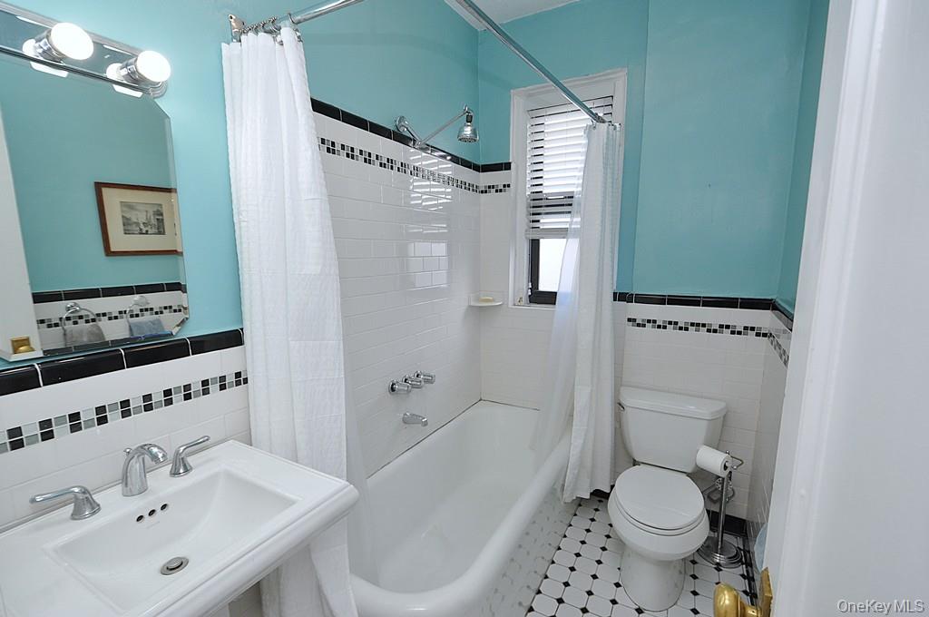 143 Garth Road 5j Property Photo 22