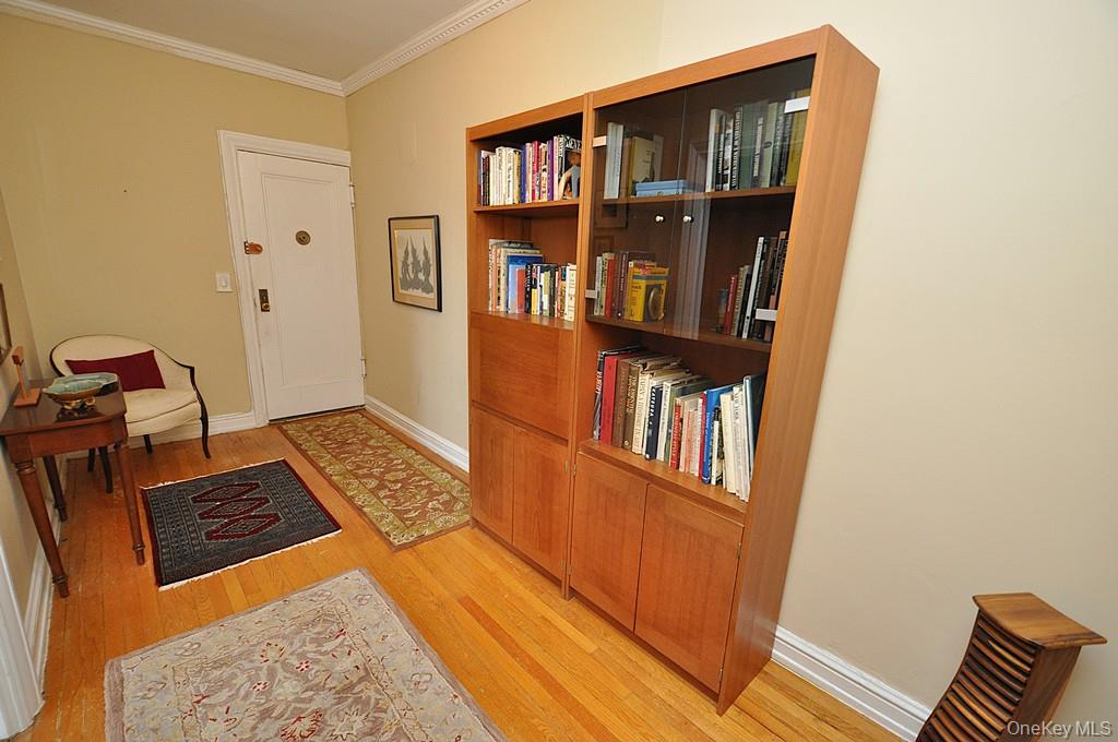 143 Garth Road 5j Property Photo 25