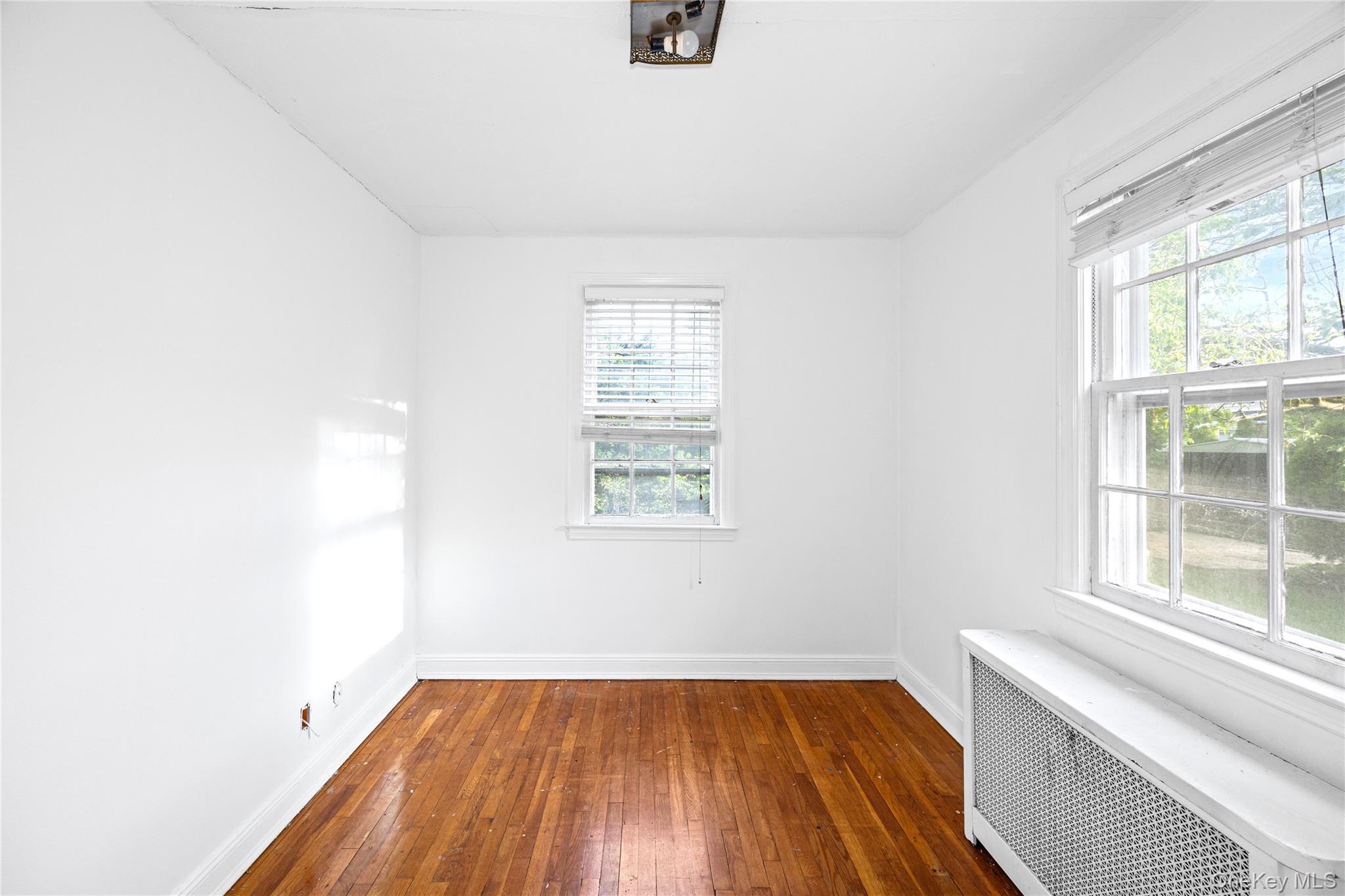 674 Henry Street Property Photo 15