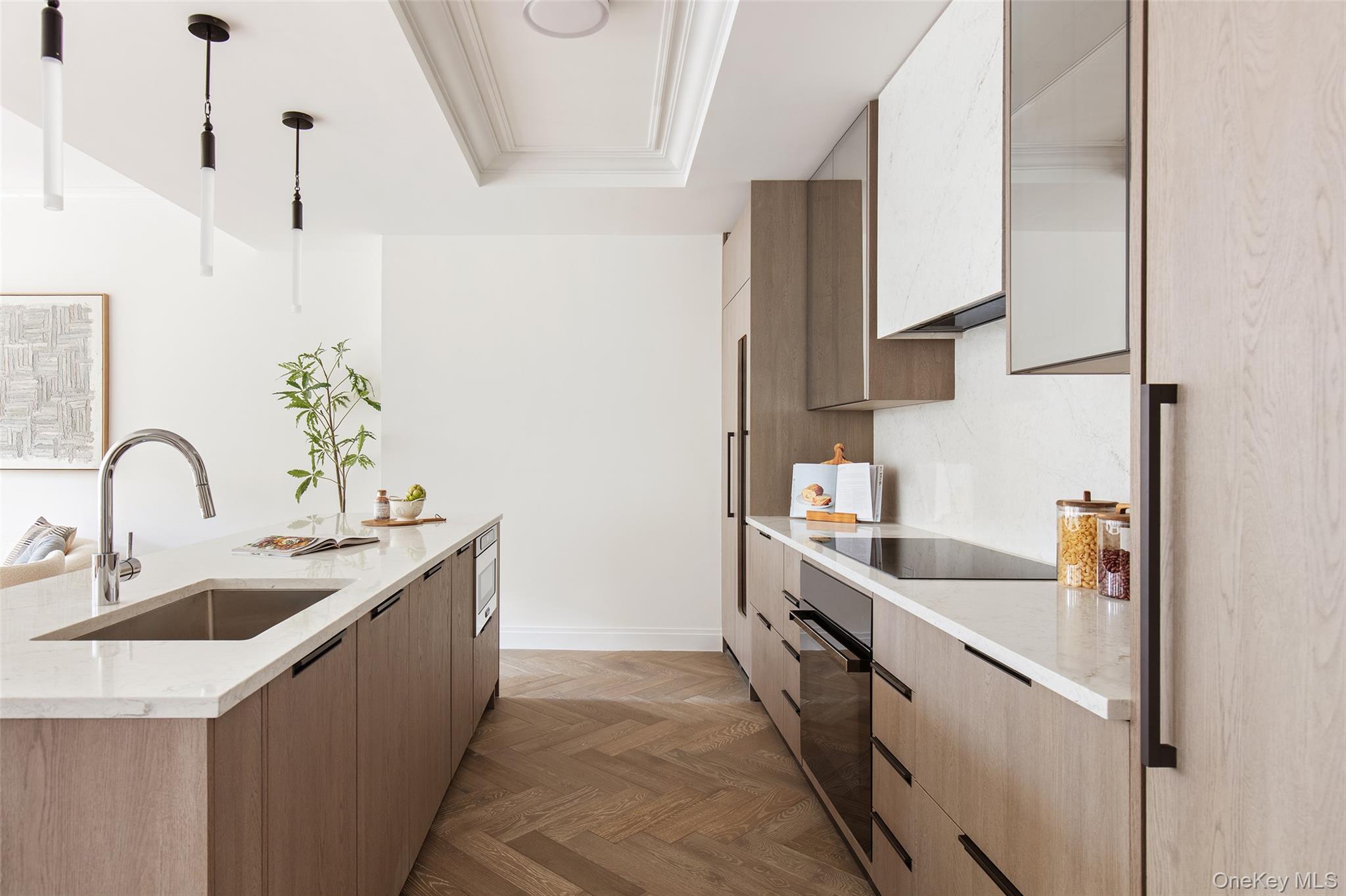 78-29 Austin Street Th13 Property Photo 4