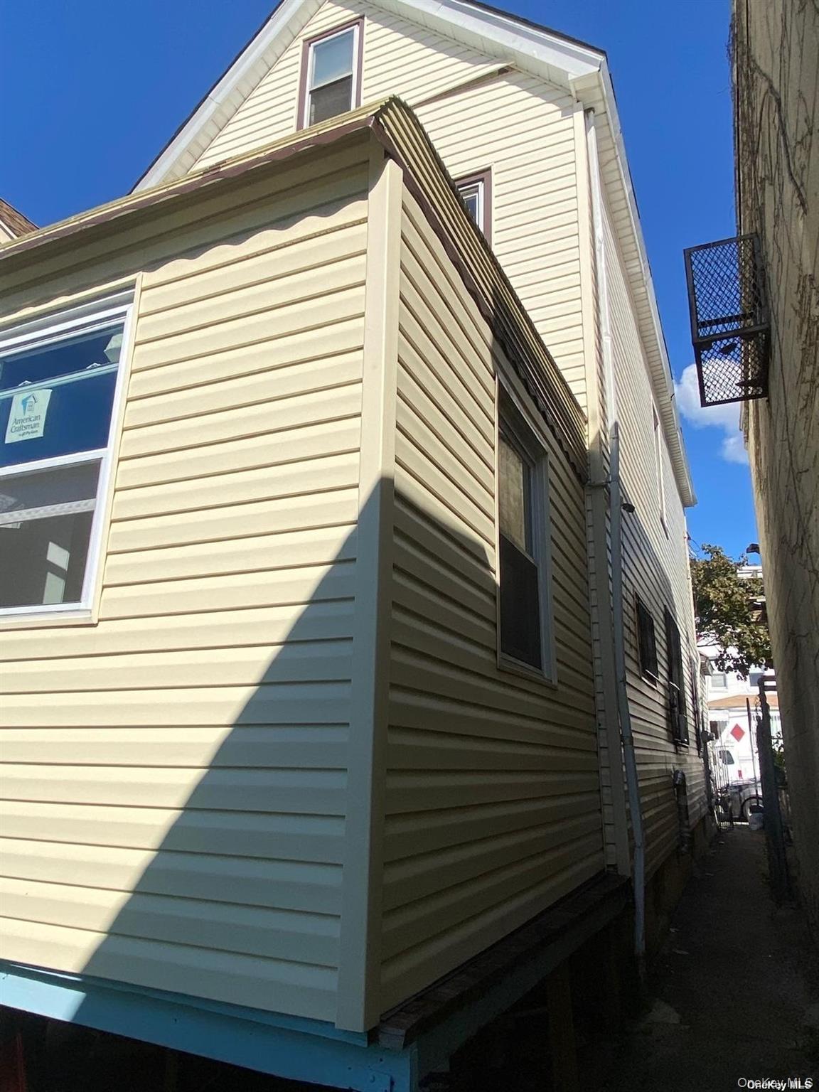 103-16 89th Street Property Photo 9