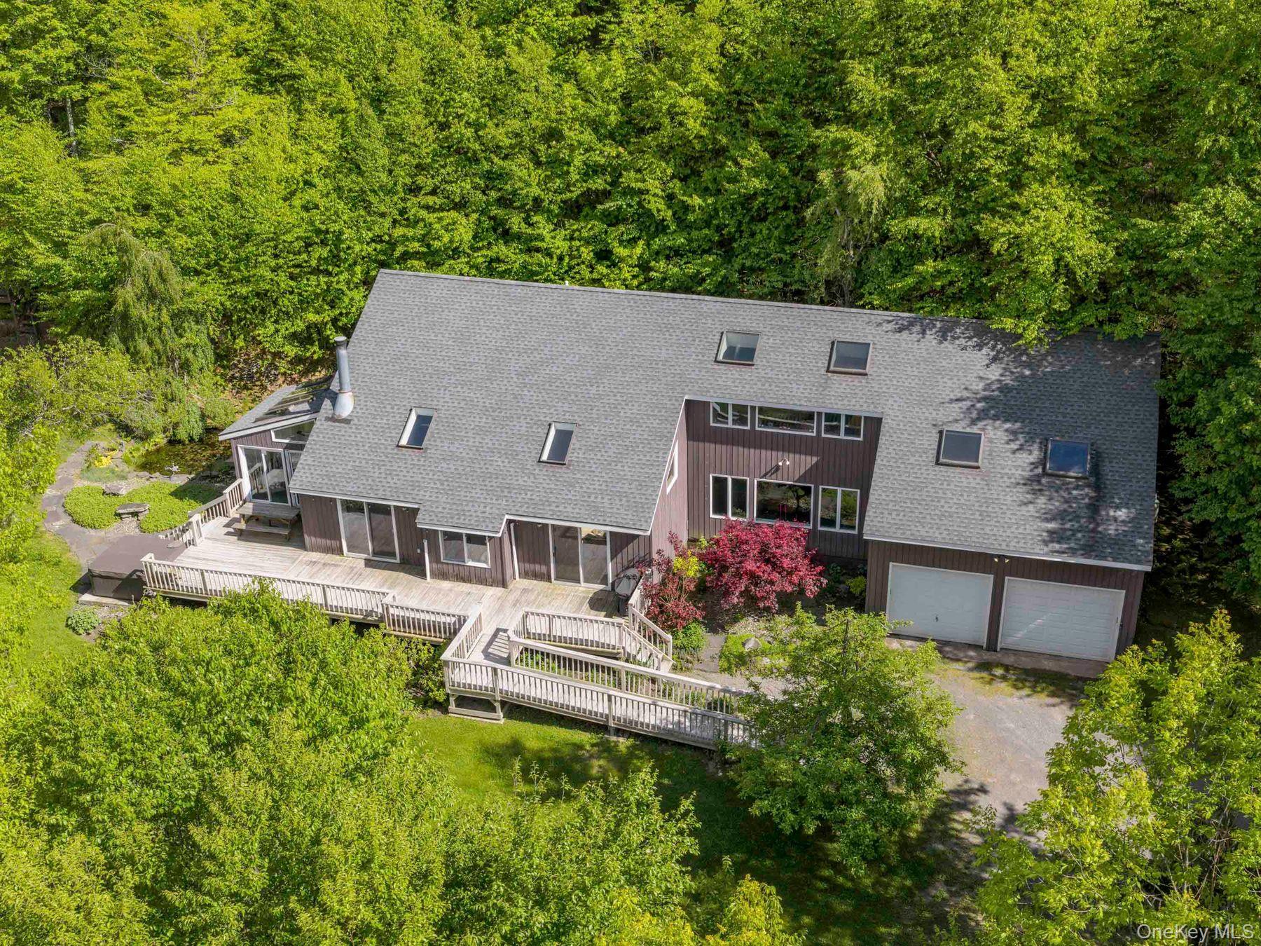 620 Mohican Trail Property Photo 1