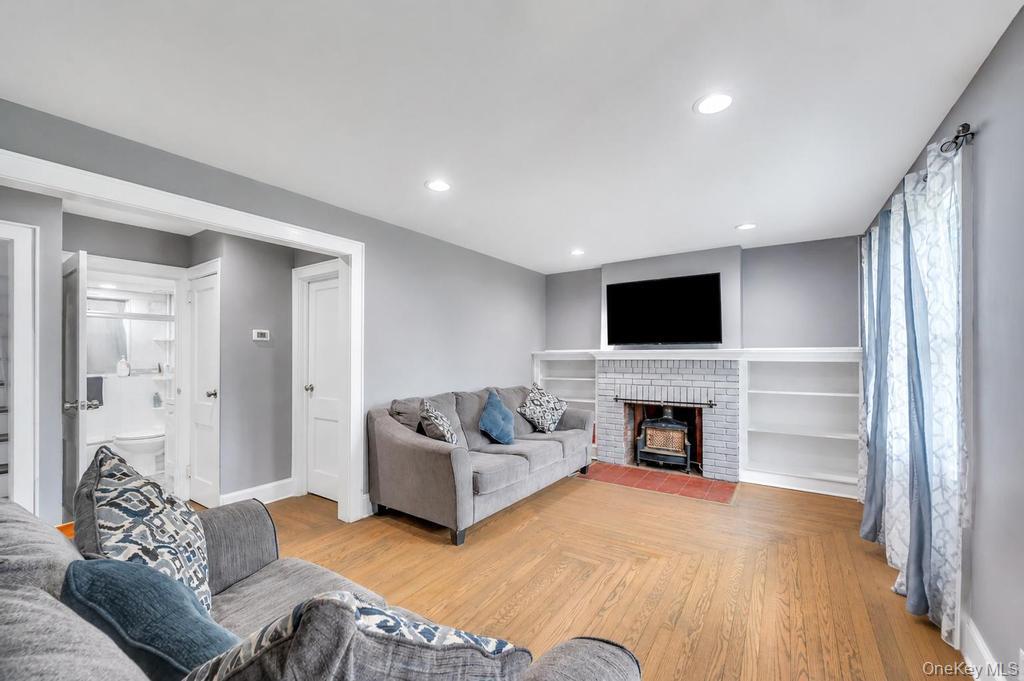 12 Mallar Avenue Property Photo 2