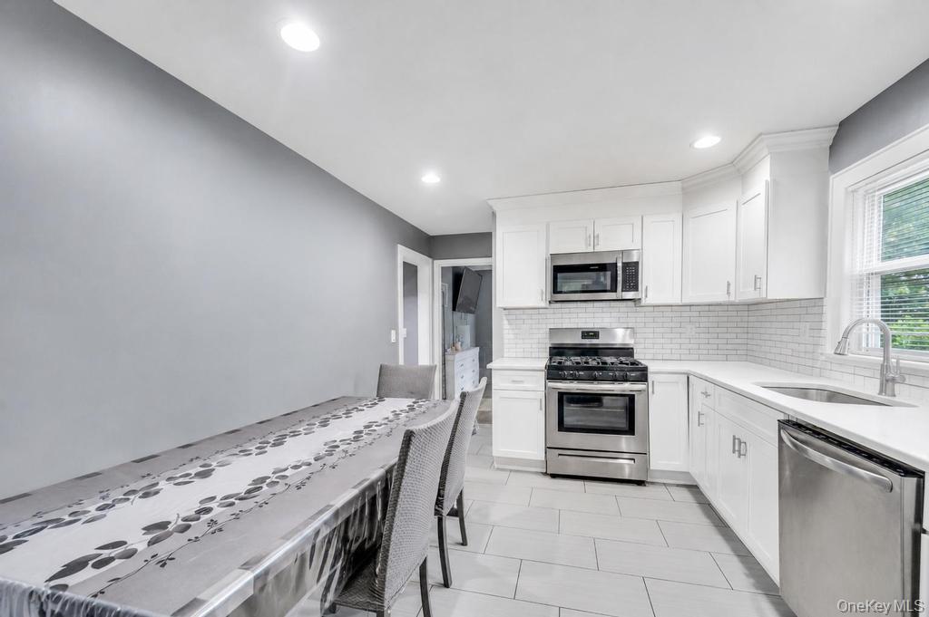 12 Mallar Avenue Property Photo 7