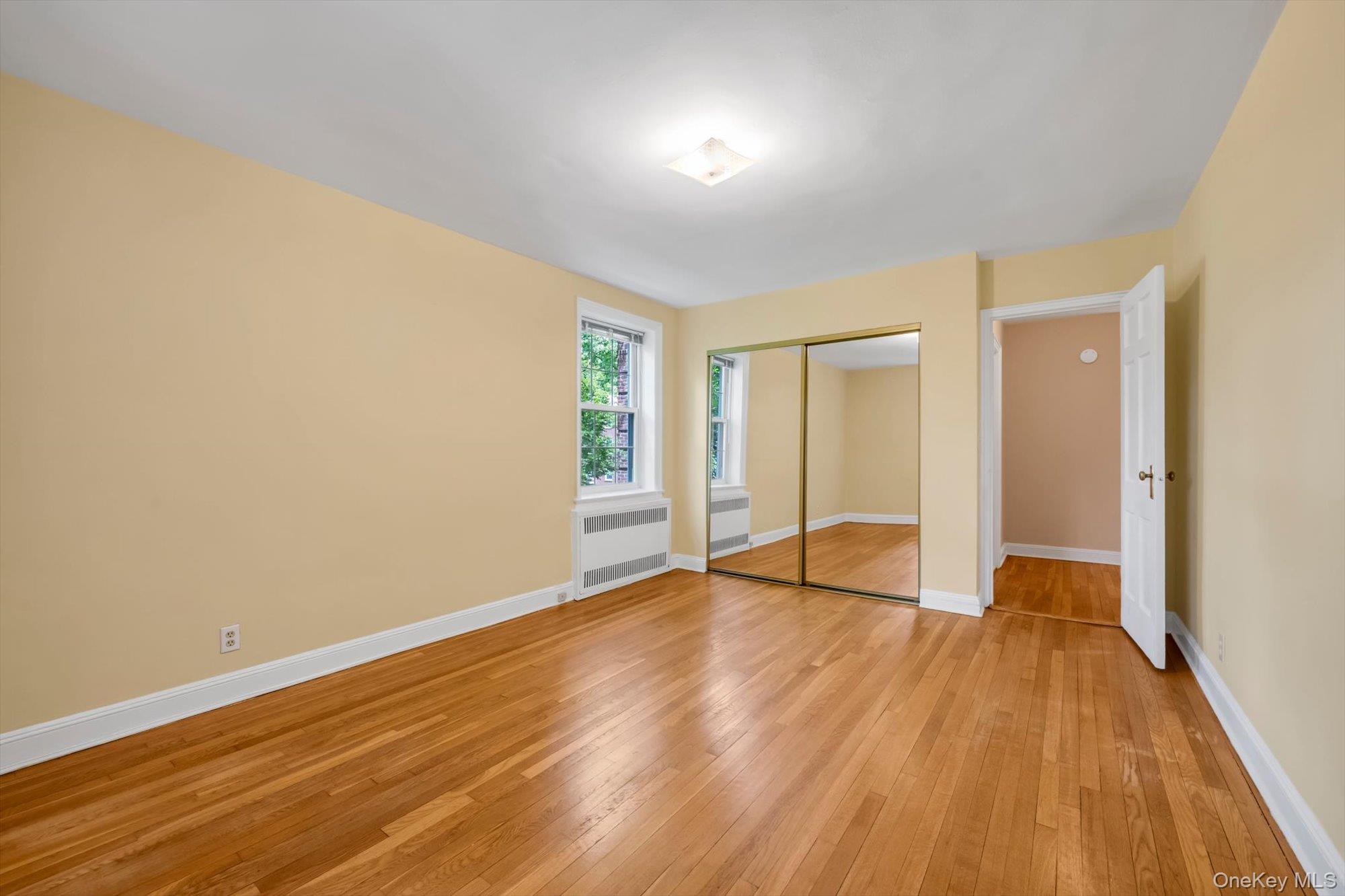 19 Schenck Avenue 1g Property Photo 9