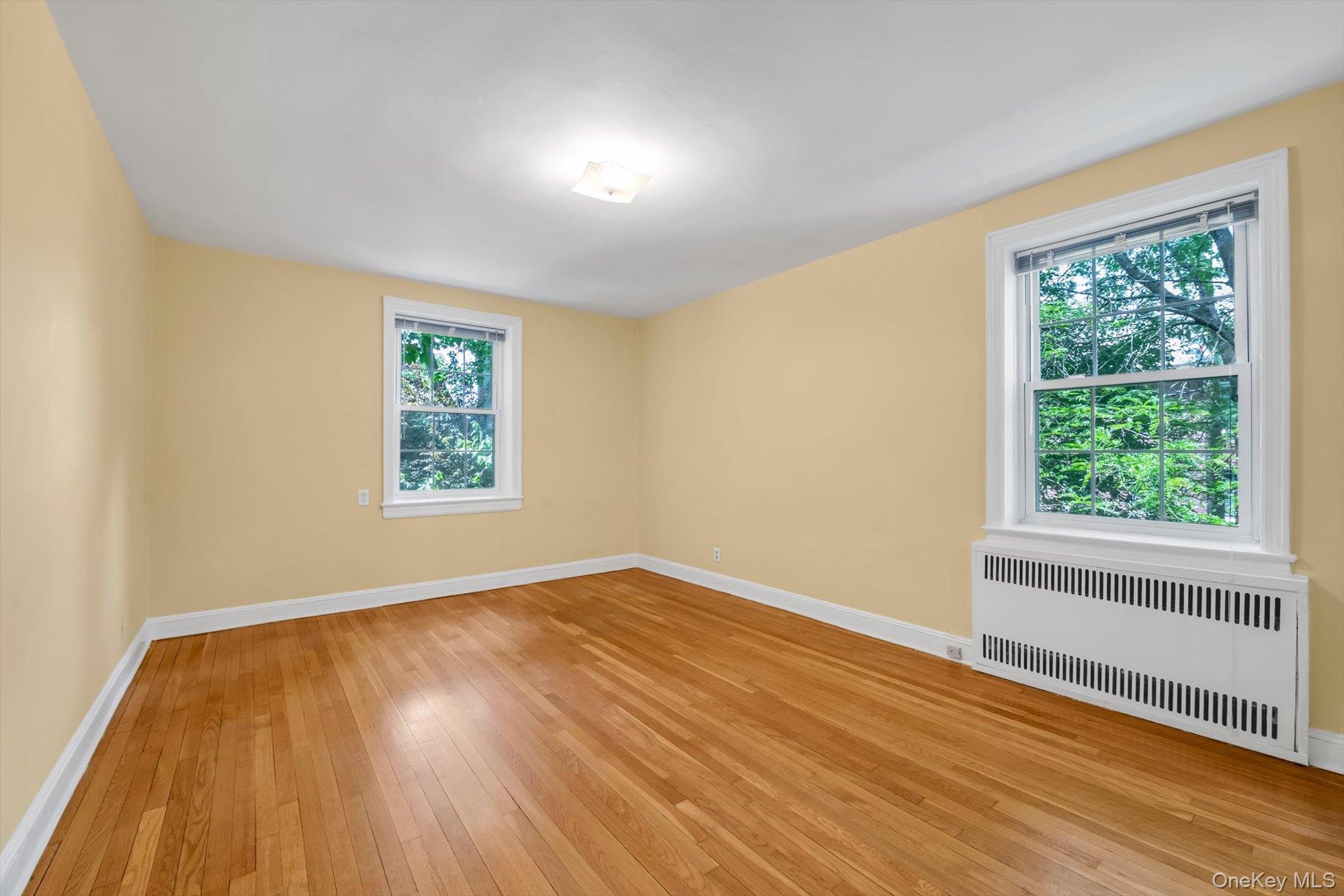 19 Schenck Avenue 1g Property Photo 10