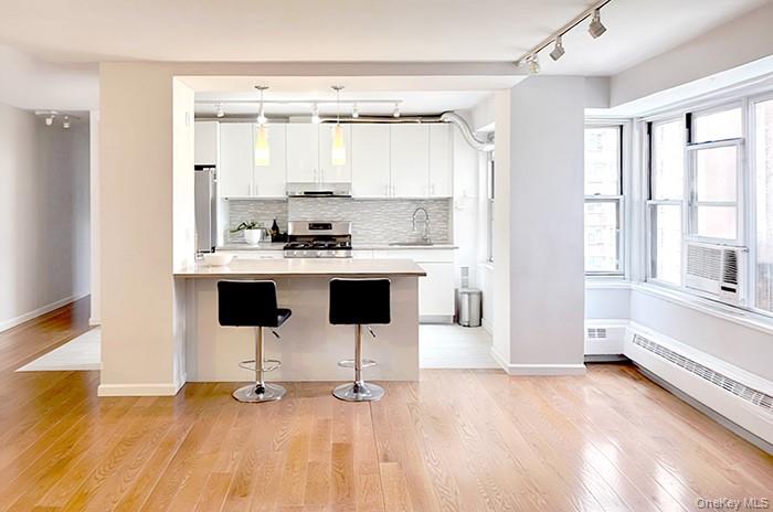 573 Grand Street D802 Property Photo 3