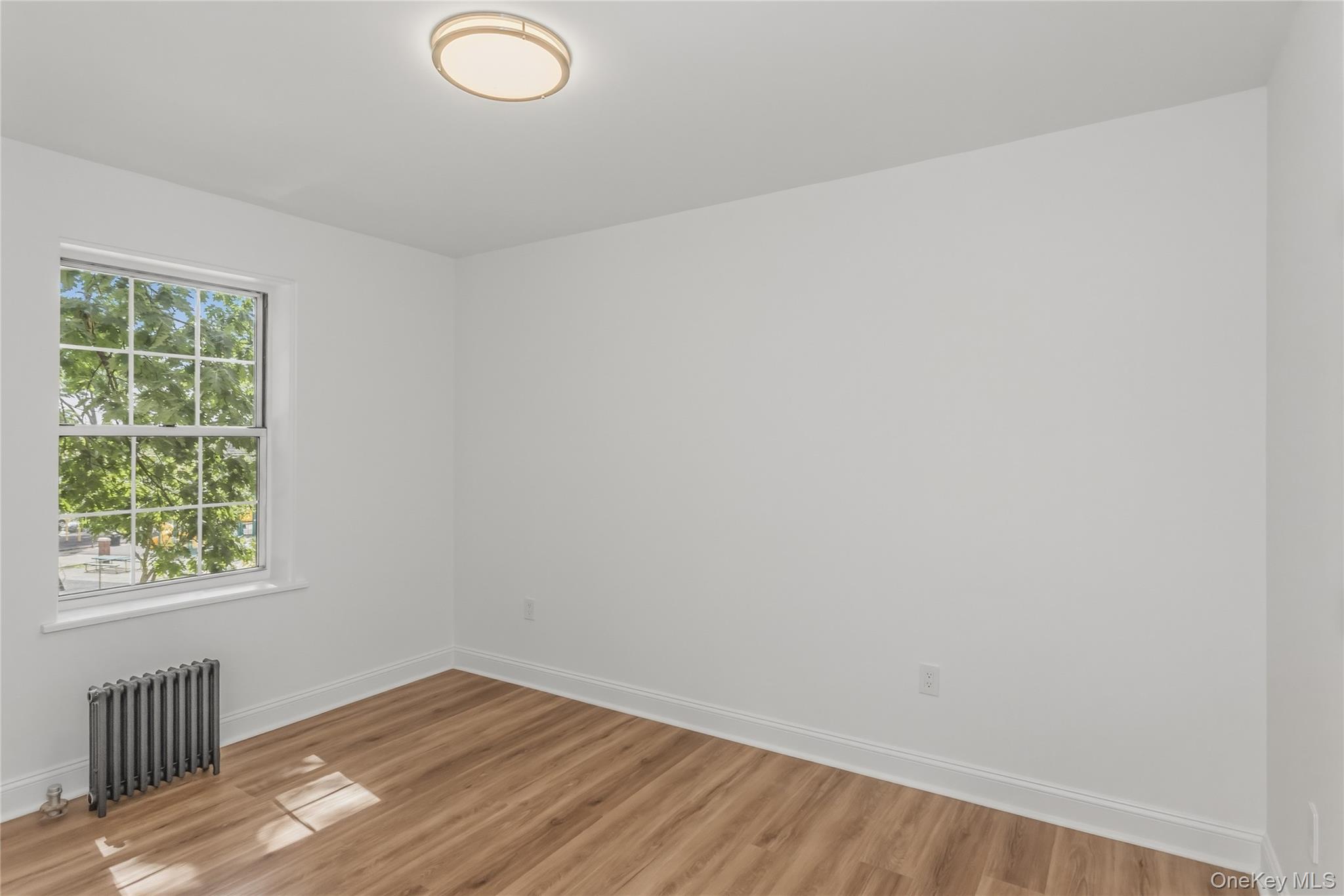 51-34 30 Avenue 2-j Property Photo 12