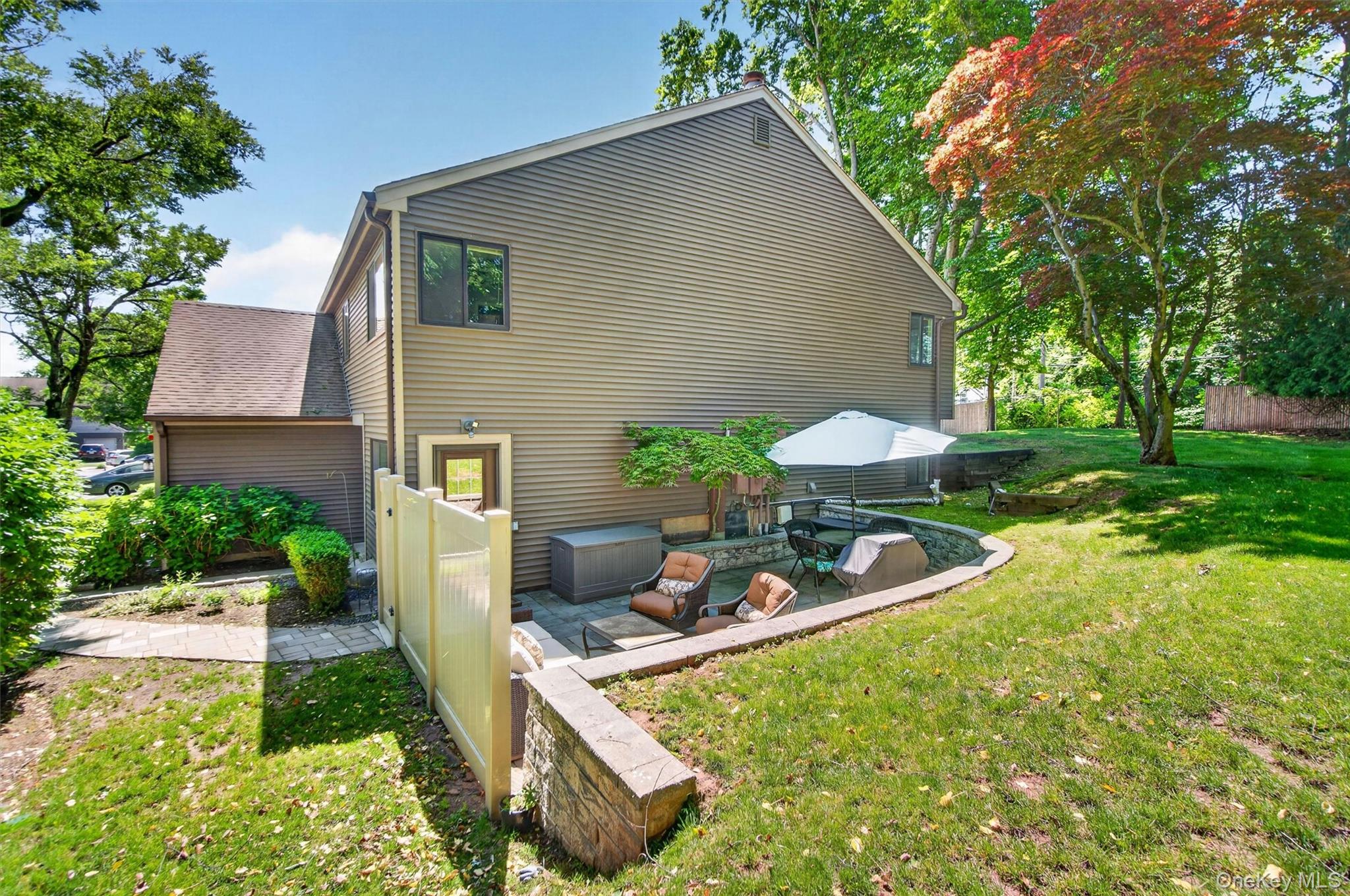 6 Old Lake Road Property Photo 32