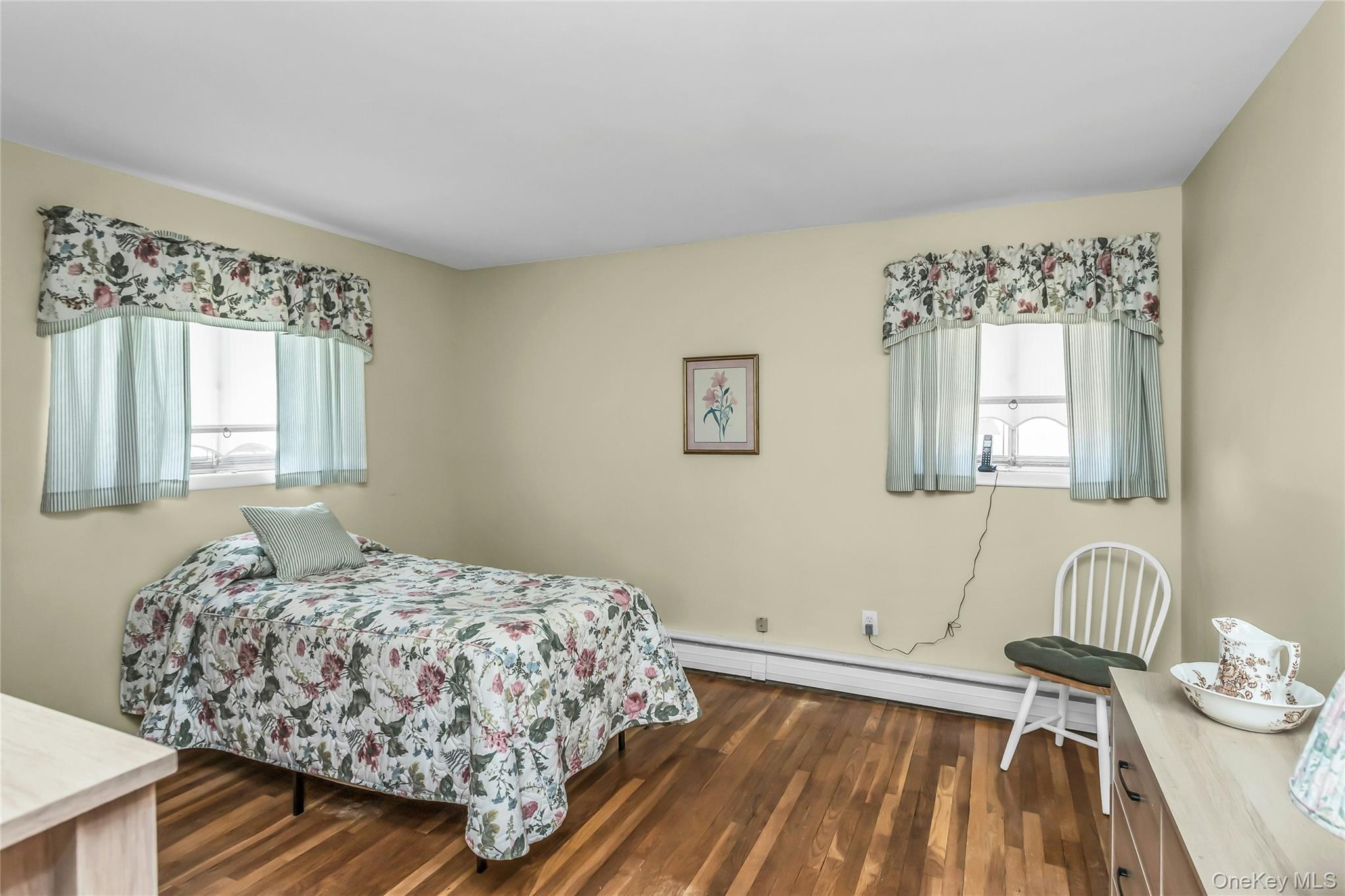 323 Richard Street Property Photo 13