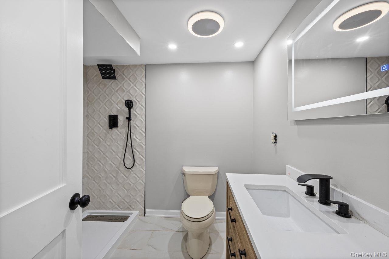 47 Walnut Avenue Property Photo 11