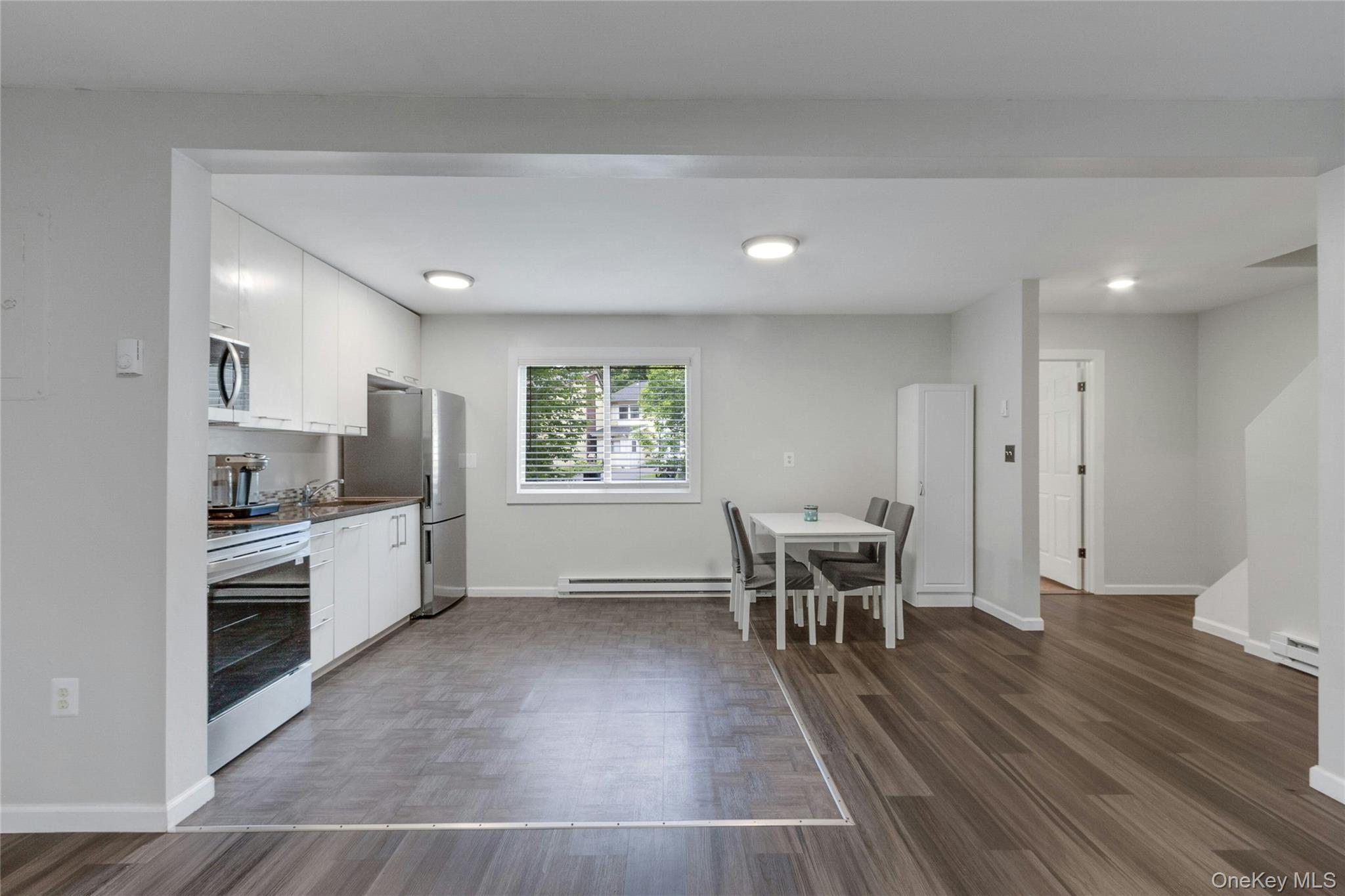 34 Elizabeth Way Property Photo 10